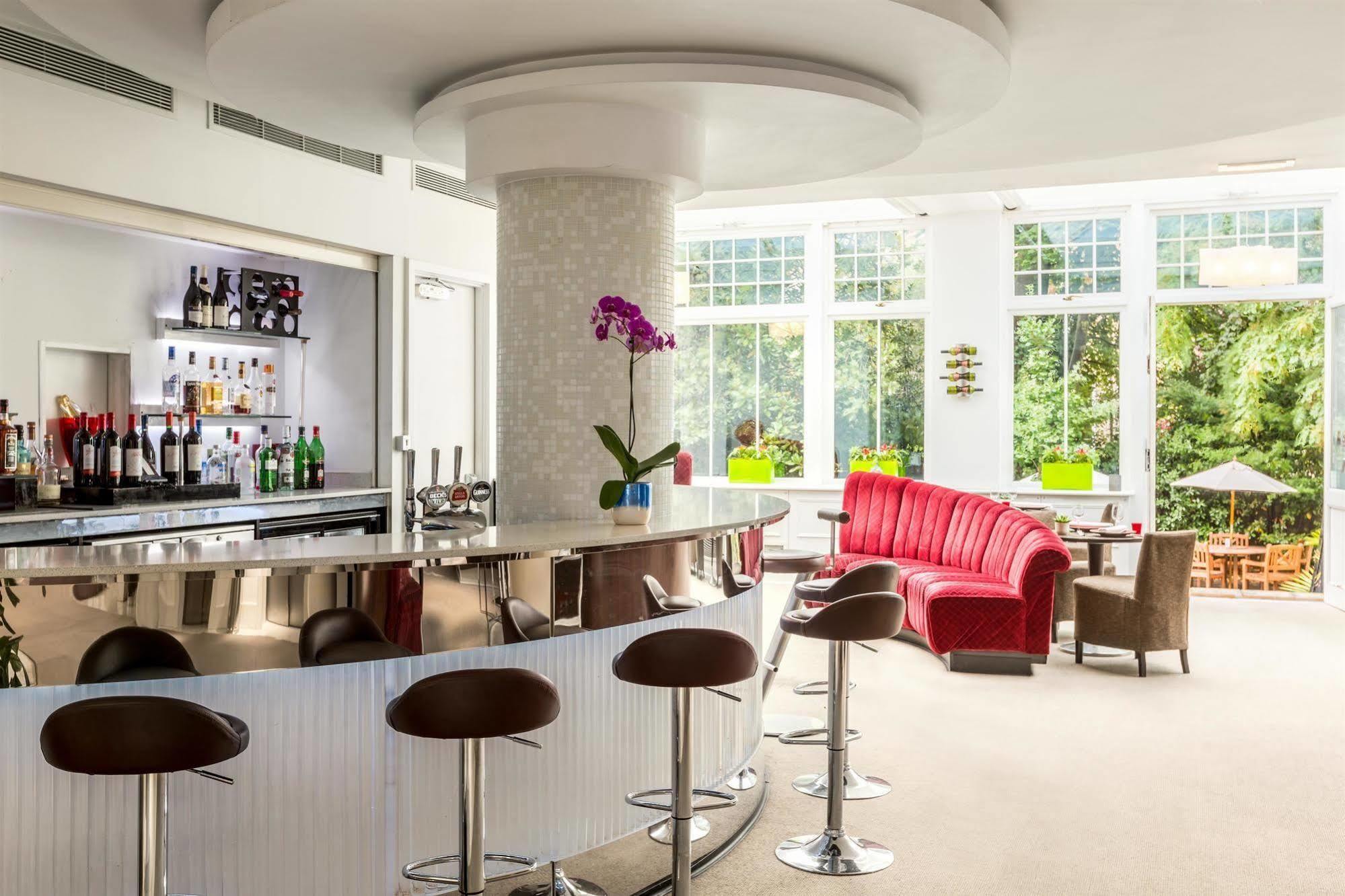 Готель Nh London Kensington Екстер'єр фото